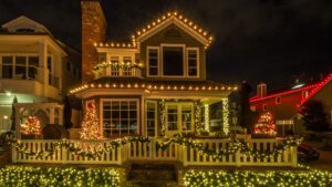 Kako ukrasiti kuću za Božić? Evo 13 kreativnih ideja